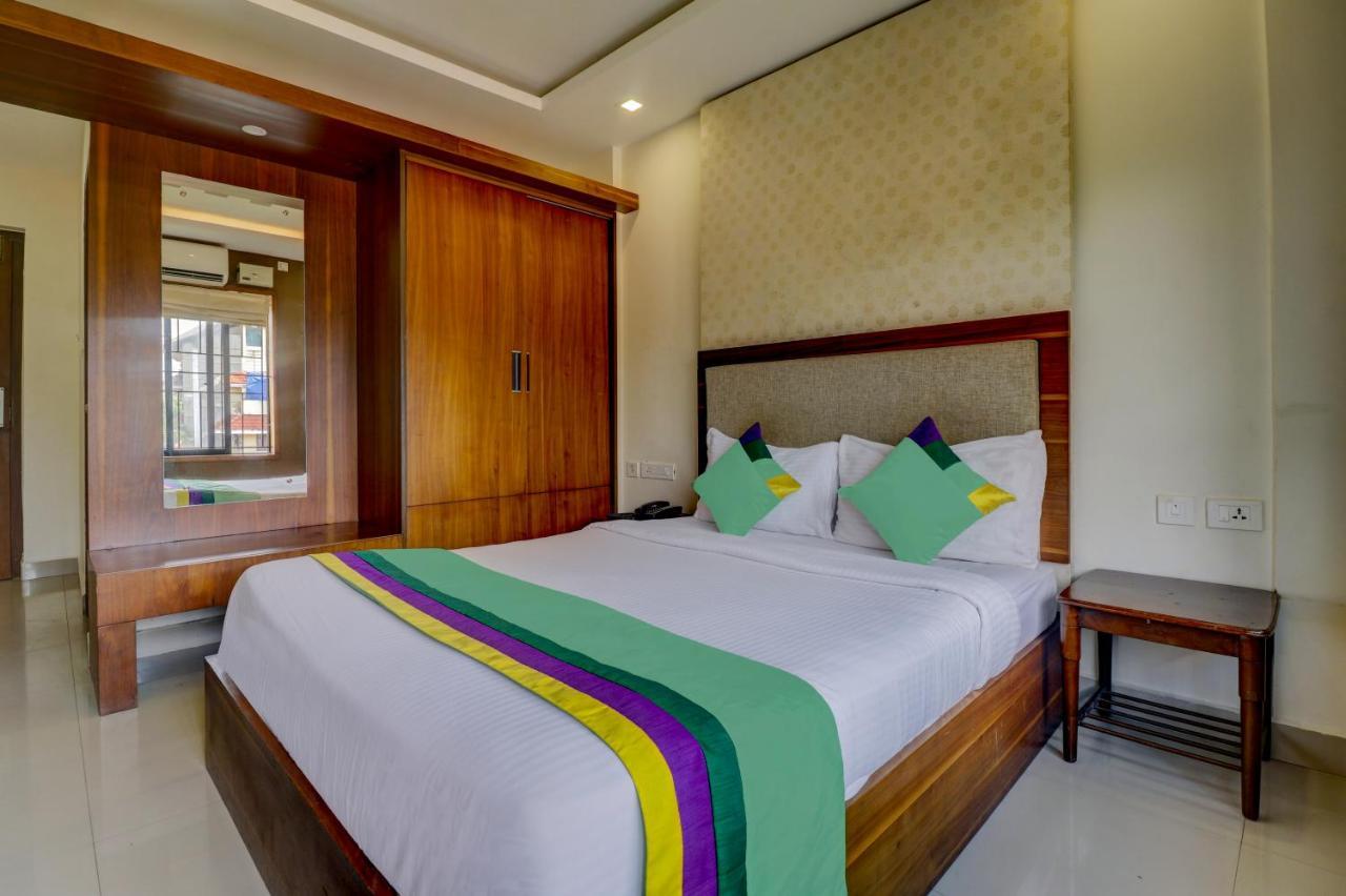 كاليكوت Itsy By Treebo - Rotano Glitz Inn المظهر الخارجي الصورة